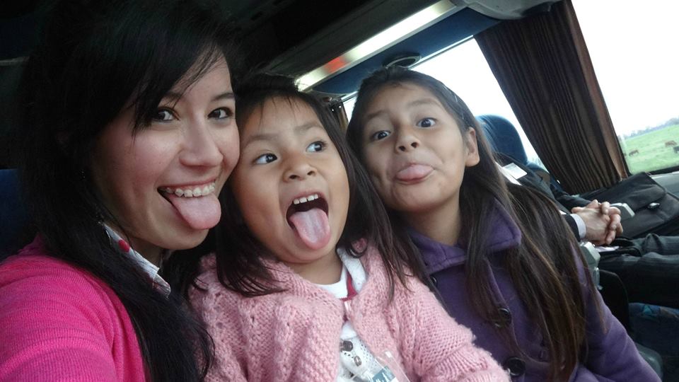 dianitaOzc's tweet photo. @kiara_oso con la hermosa de #SHOFII ESAS caritas d #lokass hermanitas hermosas #lassuper #AMOO <3<3 https://t.co/dbWbfnr0Hg