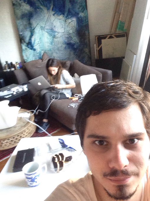 Репетитор по английскому пришёл. https://t.co/nwZeQTAaB2