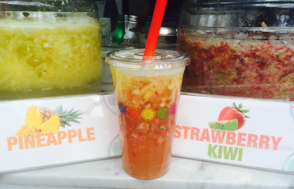 Can't beat this PERFECT weather in #Vegas ....come on over and treat yourself
