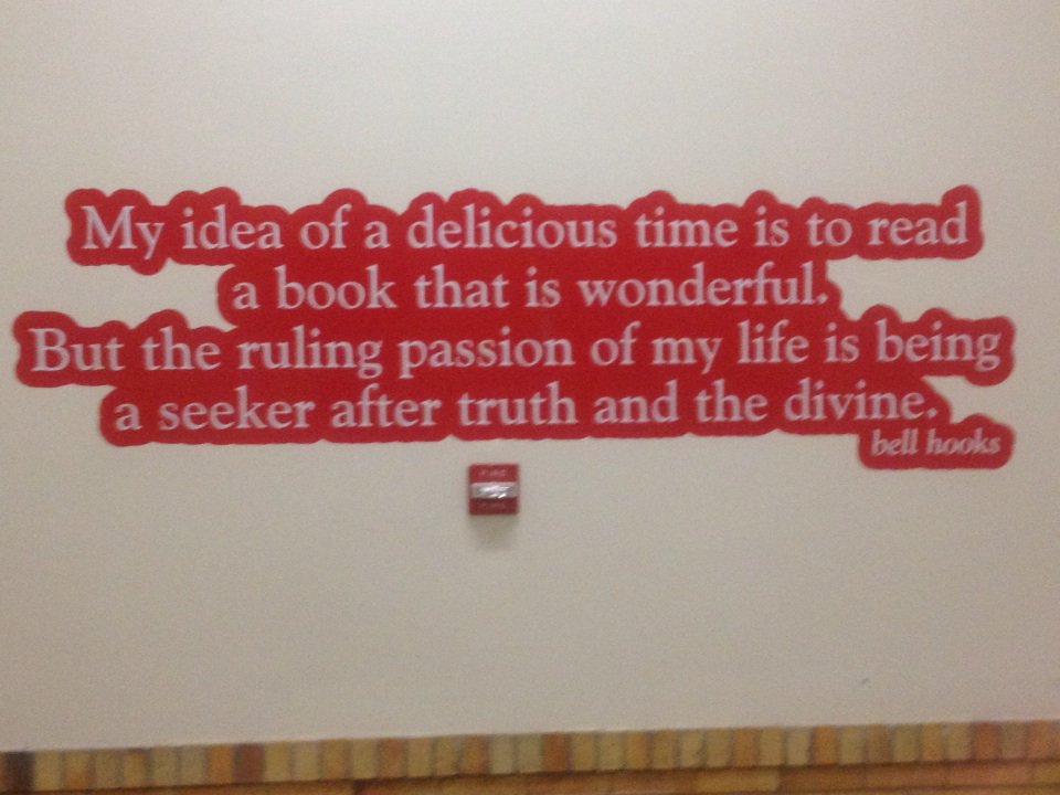 MrsSchultzROMS's tweet photo. We love the new inspirational quotes on the wall at ROMS! #ROMSreads https://t.co/ehd2evT8yK