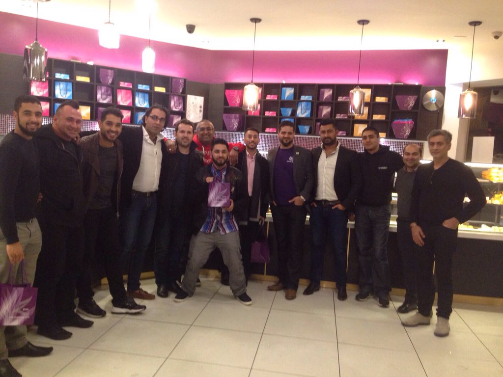 CafeZoya's tweet photo. Stars of #sol2015 last night @IamSaifAdam @AliOfficialUK @Kareemsalama @MKurtisOfficial @naeemraza1964 https://t.co/0bL7SBBuqQ