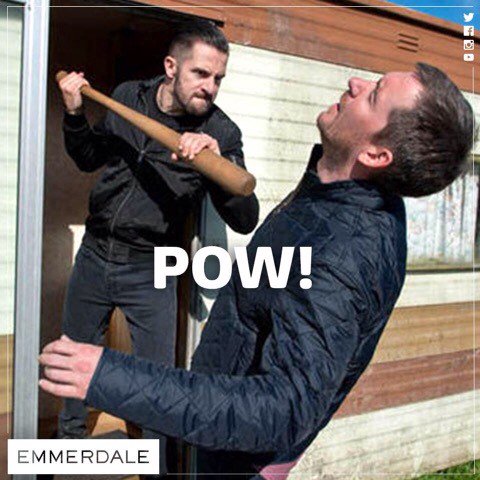 tori_btsh_art's tweet photo. #DatFaceDo ...looking all sexy there Ross.... @MikeParrActor 😏😏😂 https://t.co/rfMsJyTHeb