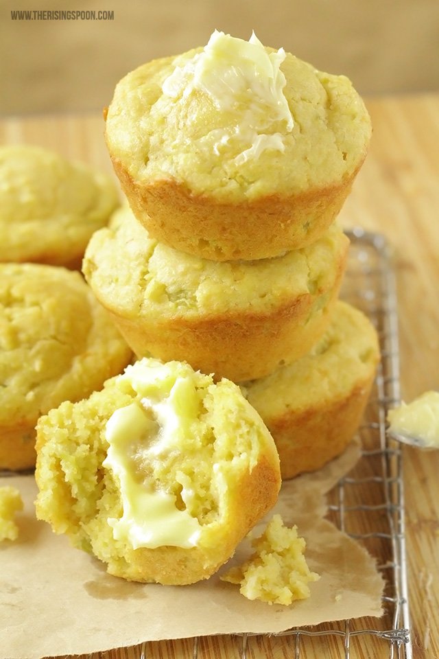 {new} #recipe Homemade Cornbread Muffins (Sweet or Savory) sumo.ly/c0tp #mondaymotivation #spon