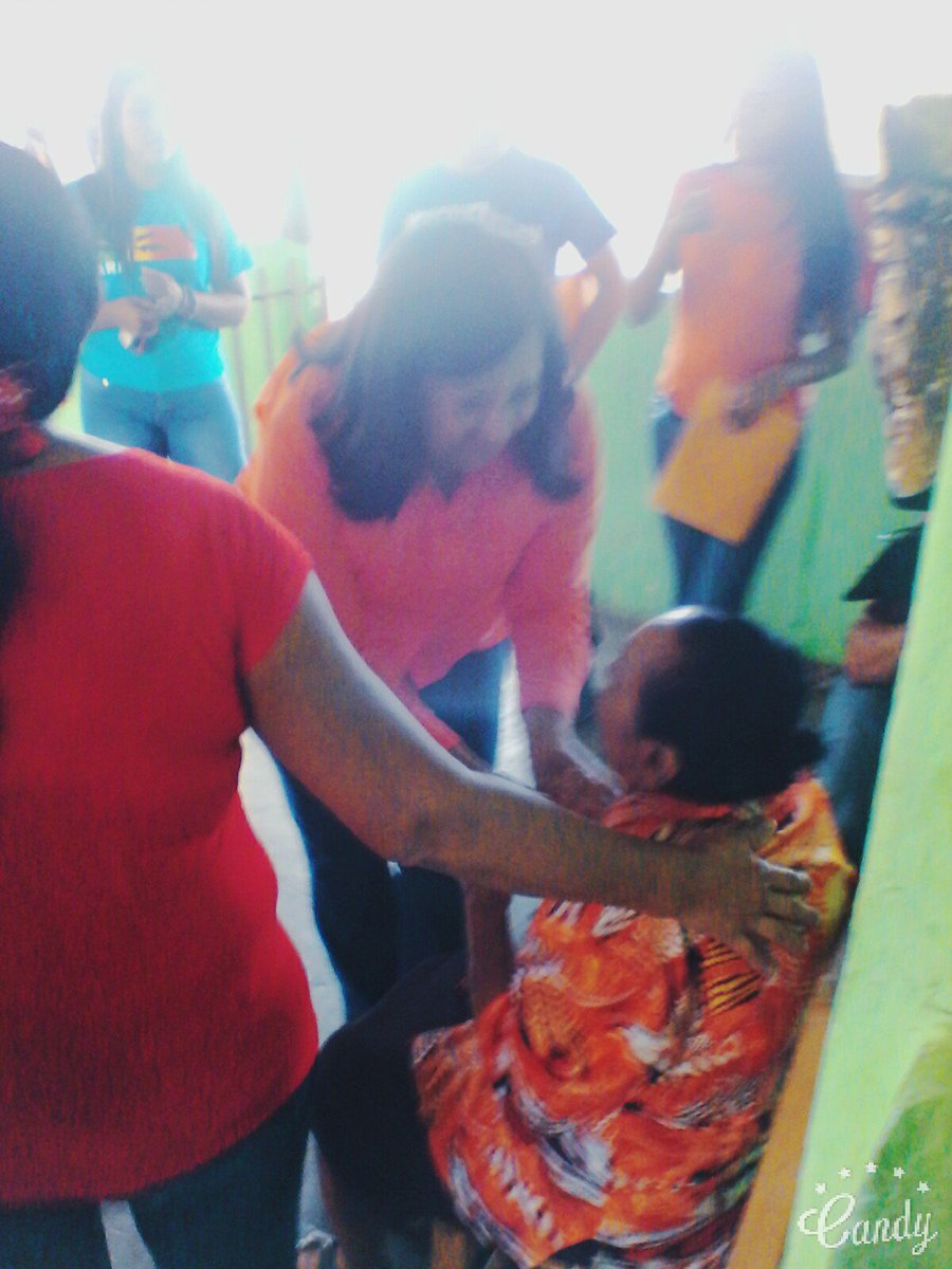 Delisbar17's tweet photo. Almiranta en Jefa.<3 #SuHumildad @gestionperfecta #Urdaneta #Xaguas https://t.co/VOiyMMv1yu