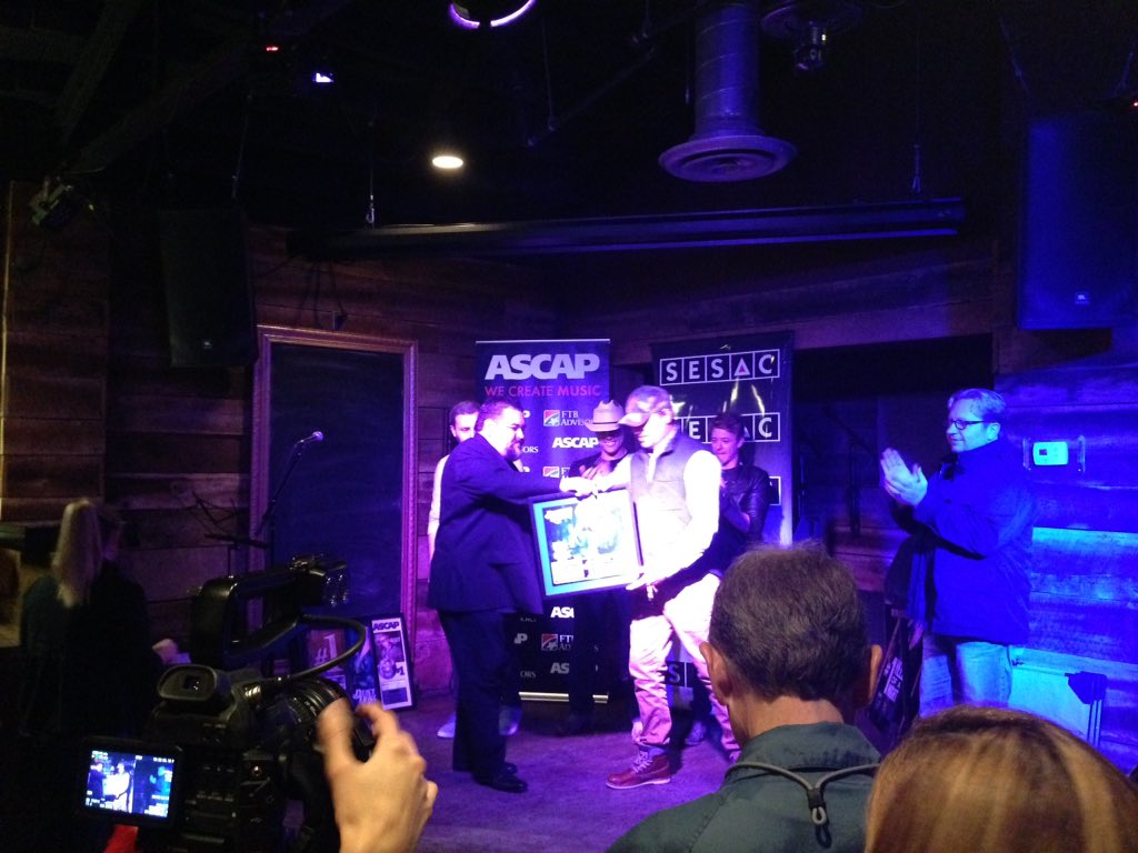 sesac's tweet photo. We're proud to honor @jaronboyer today for his 1st #1 single #HellOfANight!  @dustinlynch https://t.co/1iLUHVJ25M