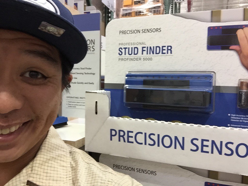 Aerhyn's tweet photo. Whoa! This thing works! It found me! #AmIStudly ? #TryingToBeHumble https://t.co/XDr0e5ILDX