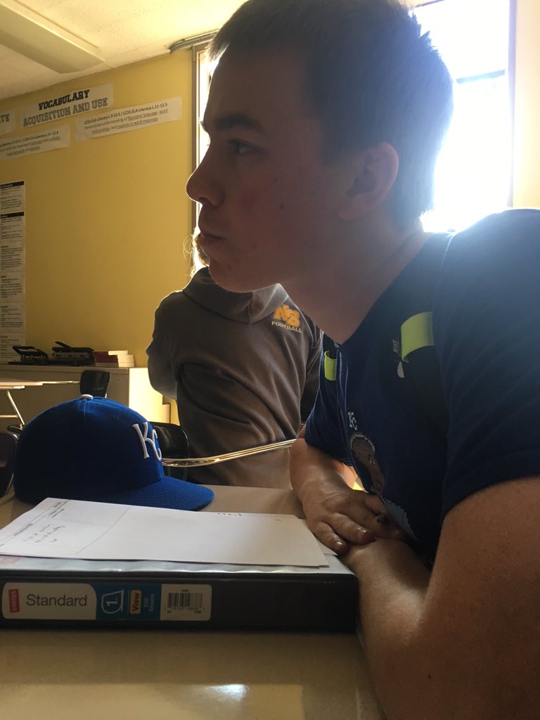 IhateCoOlson's tweet photo. #livetweet #stopcolton2015 https://t.co/YsktADe7Th