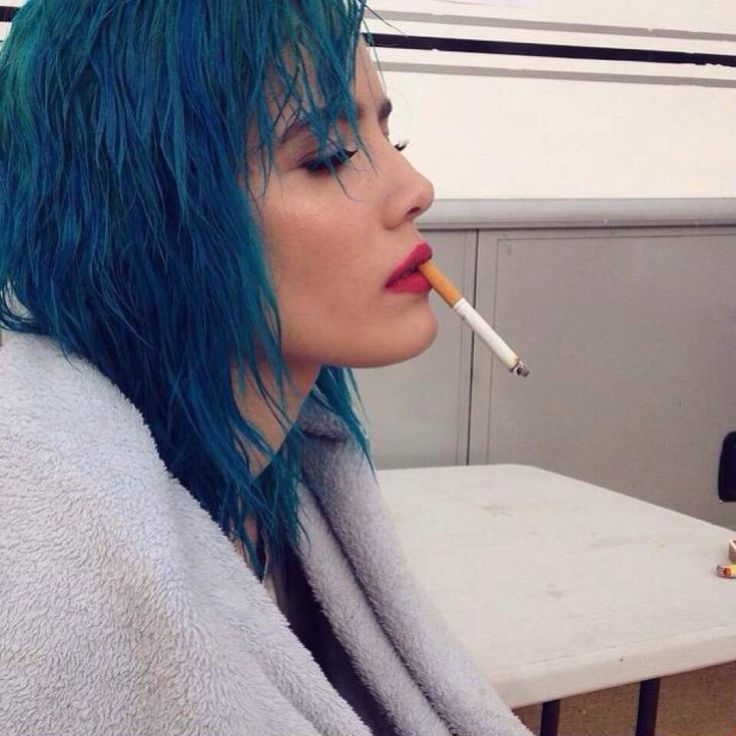 HellishProdigy's tweet image. {Sits on the TL smoking a cigarette and watches everyone}