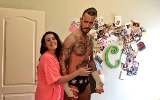 icarriefairy's tweet image. happy bday to my fav!! hope your 37 years has been a great one! #BestInTheWorld #HappyBirthdayCMPunk @CMPunk