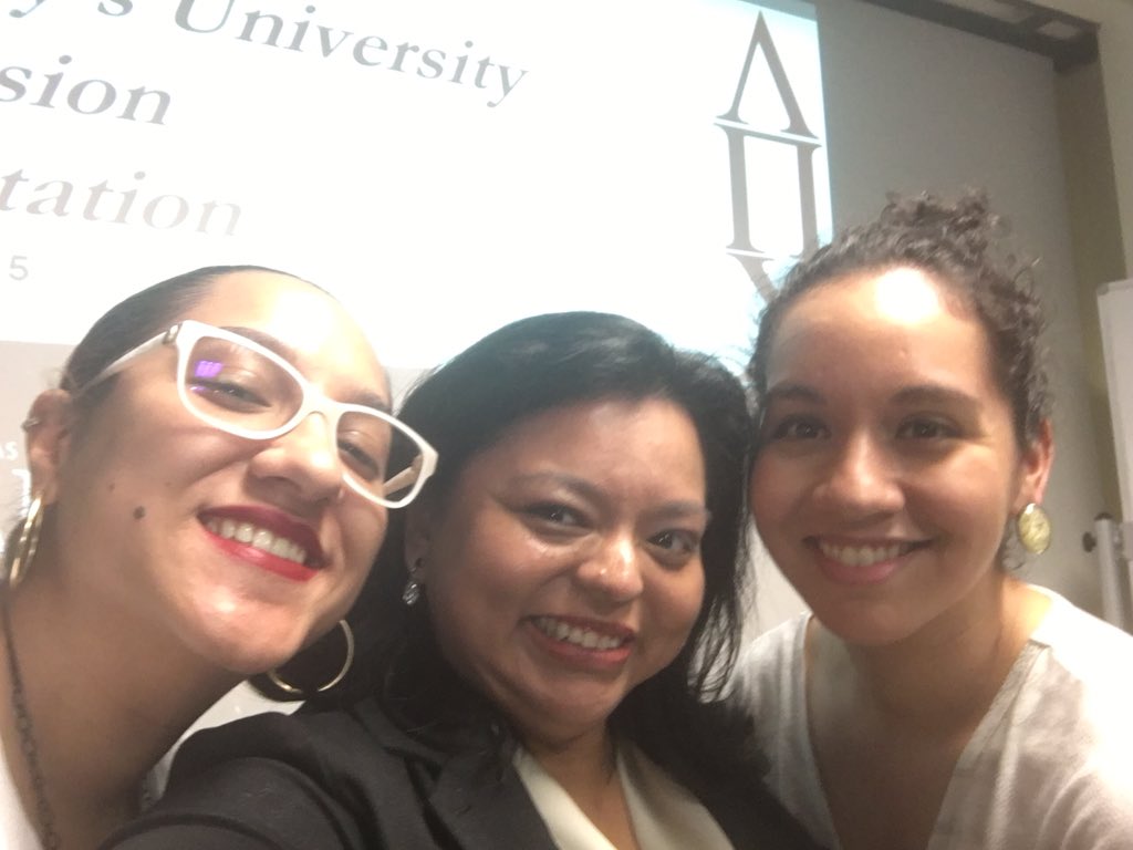 PiLambda_LPC's tweet image. #Dallas, #Houston &amp;amp; #SanAntonio Hermanas visiting @StMarysU today!  Thank you for hosting us!
