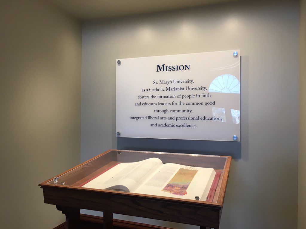 PiLambda_LPC's tweet image. #Dallas, #Houston &amp;amp; #SanAntonio Hermanas visiting @StMarysU today!  Thank you for hosting us!