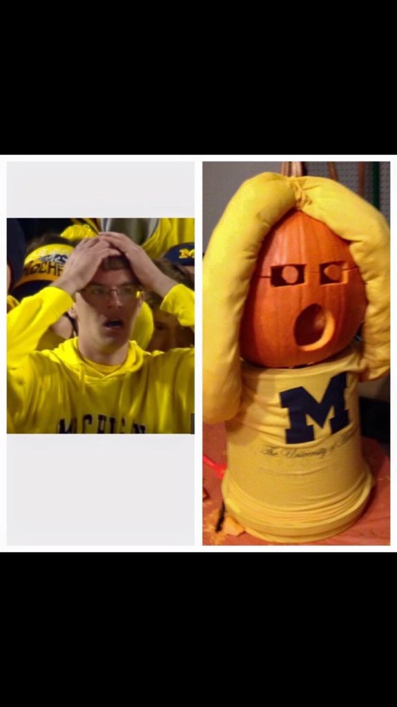 You guys see how Bob carved his pumpkin this year? CSRob5ZXIAAY1T5