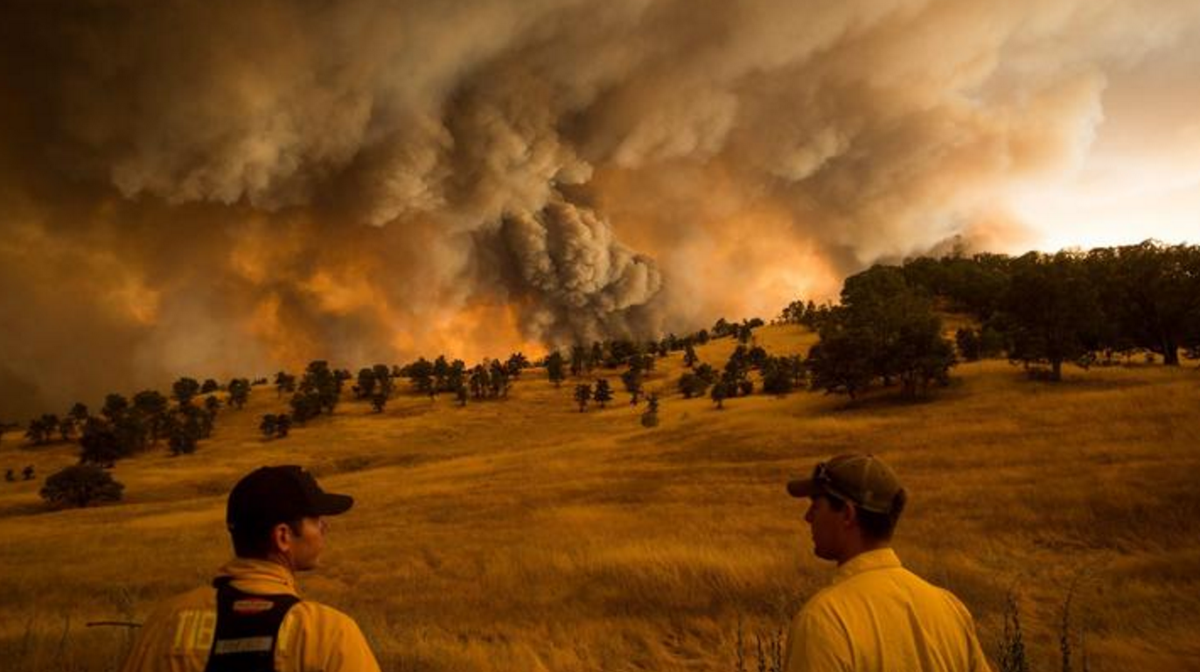 NextGenAmerica's tweet photo. Why we shouldn’t dismiss the link between climate change and wildfires. https://t.co/BOsieI5MSn https://t.co/RAGqwJoGqX