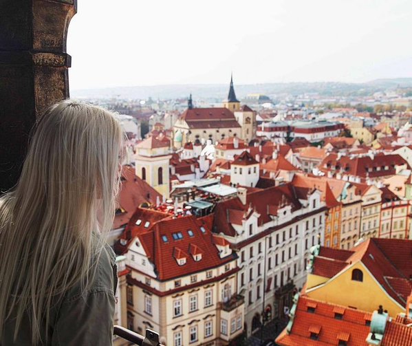 PragueEU's tweet photo. RT @jess_valentine: I feel like I've stepped into a fairytale 💫 @bus2alps_travel #Prague https://t.co/AsTtozHASZ https://t.co/PDQk94T5Hv