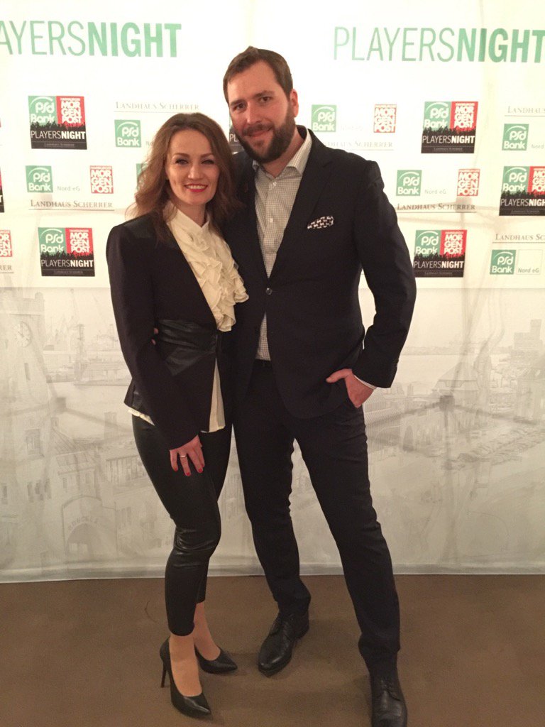 mopo_sport's tweet photo. Bei der #MOPOPlayersNight mit @InaMenzer und @LinneMatt https://t.co/ISBEpI14sd