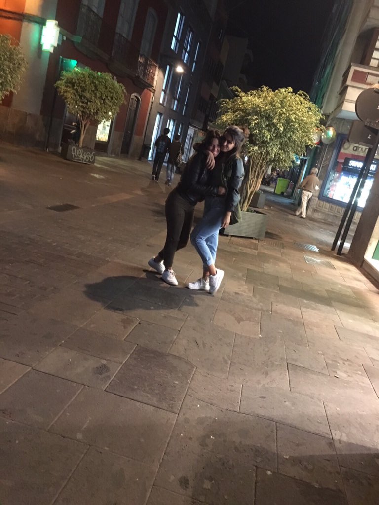 KeylaHA96's tweet photo. Tarde con mi ardi🐿💜 @elizaaabethga https://t.co/jWTfBRo9Ay