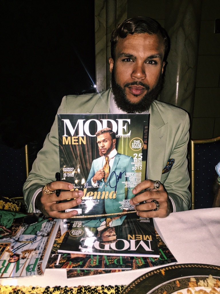 Elledivaa's tweet photo. Boo RT @VESTITOBENE: #ModeMenMagazine #ClassicMan #Jidenna Cc @jidenna @wondaland @fearandfancy https://t.co/tTzqTpgXrz