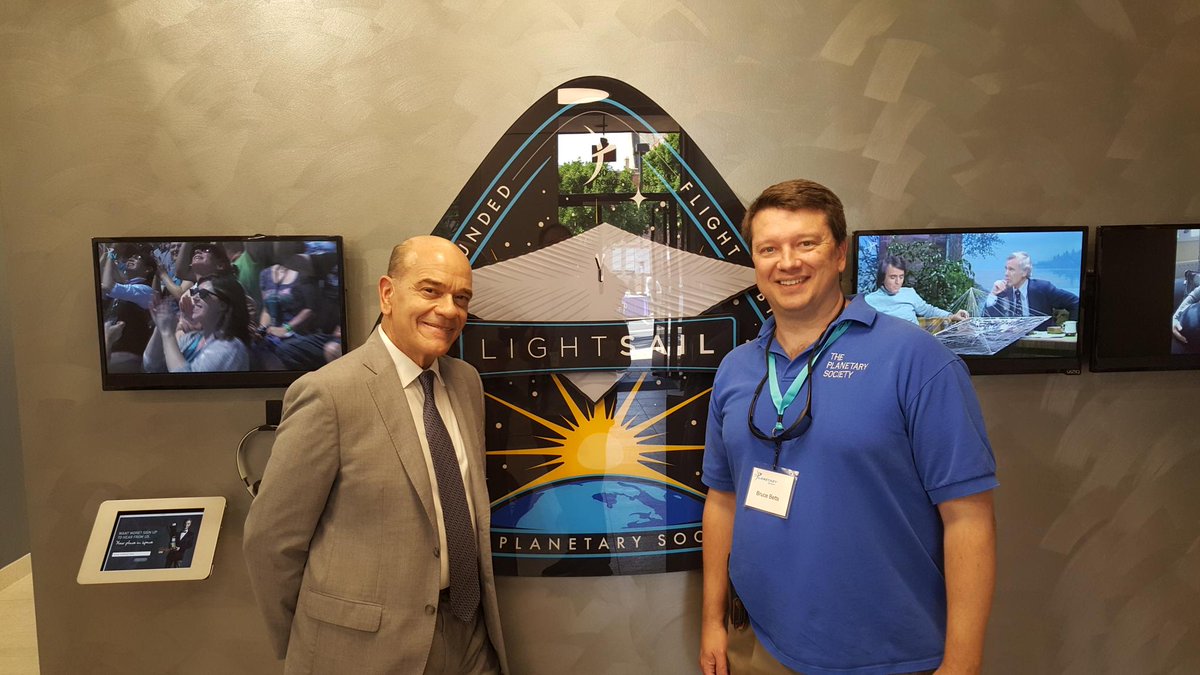RandomSpaceFact's tweet photo. .@RobertPicardo and I at #LightSail display during @exploreplanets #Planetary35 celebration https://t.co/WzPmD1ZXXa