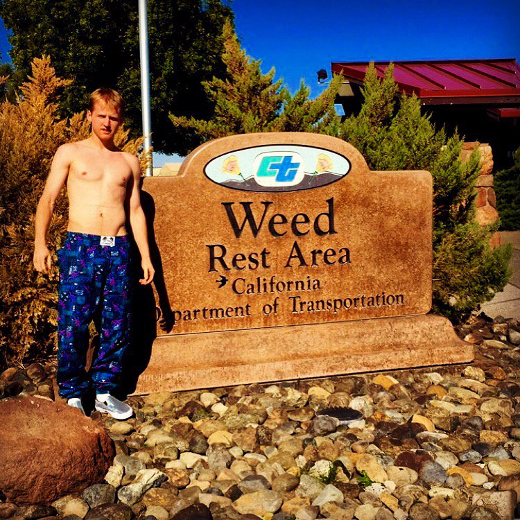 IrontomBand's tweet photo. #SHIRTLESSTOUR: Episode i - A journey across the U.S. without a shirt on his back, nor in his suitcase. @awolnation https://t.co/wpkAv9wPn5