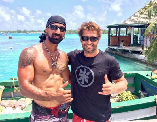 Freresdesport's tweet photo. Bonheur d'acheter des fruits tout juste arrivés des Marquises sur le port de Rangiroa @AirTahitiNuiFR @BixeLizarazu https://t.co/C2trUS7oc1