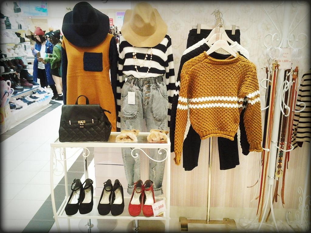 ANCOCO_ancoco's tweet photo. 冬物アイテム続々入荷中です！ https://t.co/InHyNaQxoI