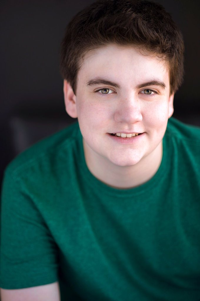 TannerSaunders's tweet photo. New Headshots! Thanks @IanReddPhotos! https://t.co/I4LtXCrJi4