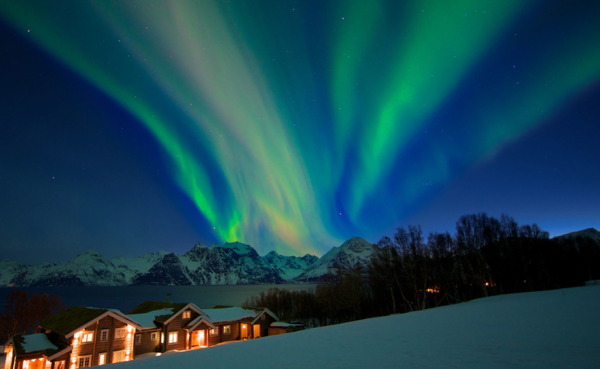 TravelLeisure's tweet photo. These are the most magnificent places to see the Northern Lights: https://t.co/5OCc7ziEN8 https://t.co/FbnLqP3ma1