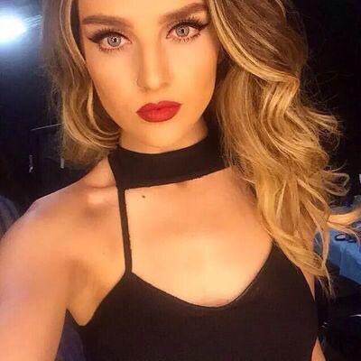 thebestofjerrie's tweet photo. perries selfies https://t.co/RsNHITrMyj