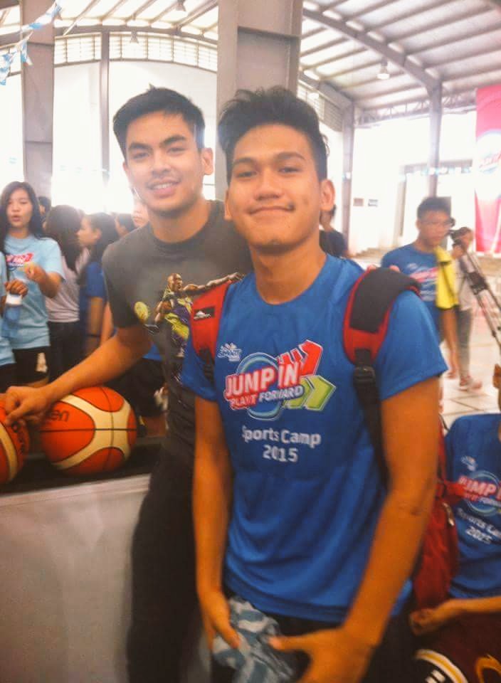 MarkyCrbnll's tweet photo. With NCAA all-star MVP.
#SMARTPLAYITFORWARD https://t.co/pZ3udaL0Ir