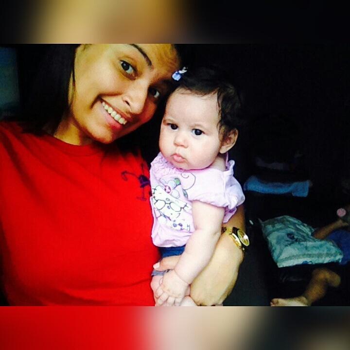 ruuamaroo's tweet photo. #filhaminha #princesa 👑👼💘 https://t.co/O1uSPFRJIs