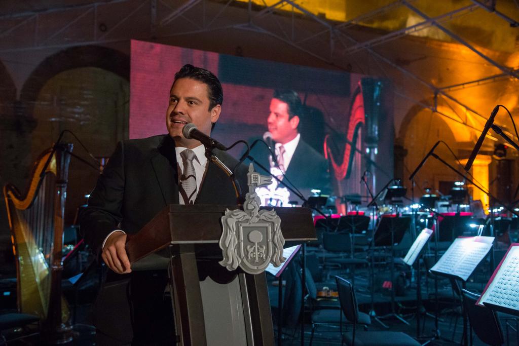 AristotelesSD's tweet photo. Culmina el 2° día de México Cumbre de Negocios, #MCN2015. Mañana nos espera otra jornada de trabajo. ¡Buenas noches! https://t.co/eGQUOHBPzy
