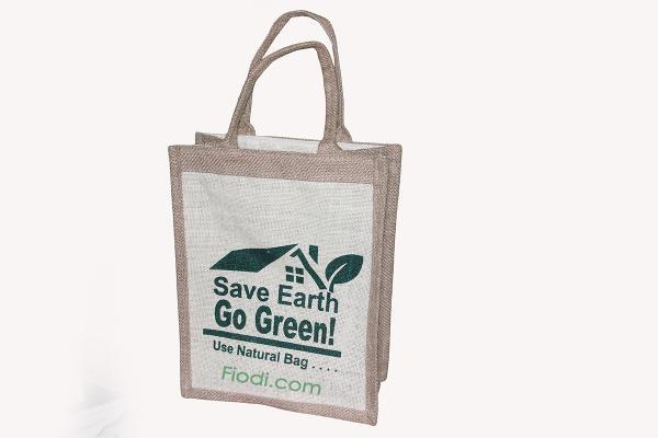 fiodiofficial's tweet photo. Environment friendly Natural #bag by fiodi. (Make a livable world) 
#EcoBags #JuteBags https://t.co/VdkyEEd1ko