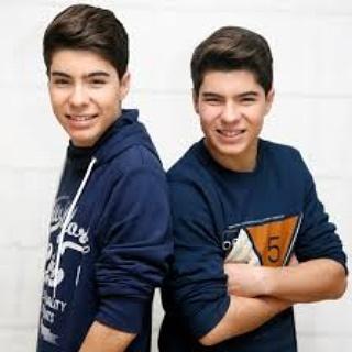 fernandomoda99's tweet photo. #BuenasNoches #Gemeliers #Danisu @_jesus_OM  @DanieloviedoM https://t.co/DJSvJuqFi4