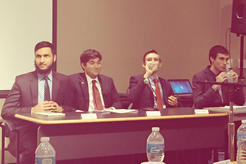 FAU_Dems's tweet photo. #FAUdebate #gulpgate https://t.co/bRFNkI1j2r