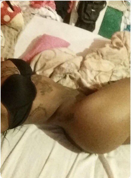 Kairanachee's tweet photo. @_PrincessKAY___ this your nasty ass PUSSY !! Ew 😖😷 Shit Look Like Diseased Roast Beef 😱🚮 https://t.co/f4HSWhB5X4