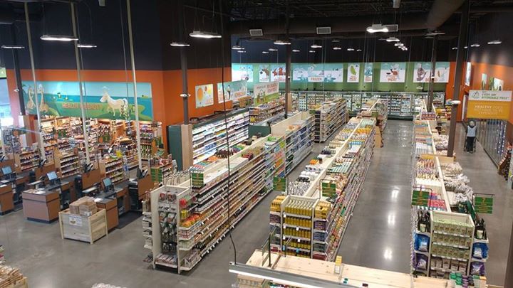NaturalGrocers's tweet photo. #NaturalGrocersSaltLakeCity is huge! Opening tomorrow at 8 am! Live music, gift cards, food! https://t.co/abtSAFQLkq https://t.co/ZLQswFyHge