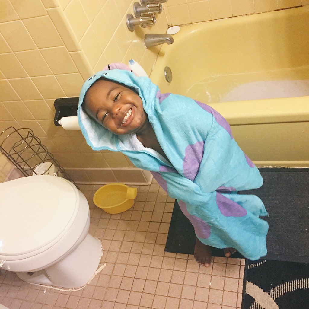 _NurseCia's tweet photo. He Always So Hyper And Happy 🙃 #BathTimeChronicles https://t.co/0NbbXK1OPU