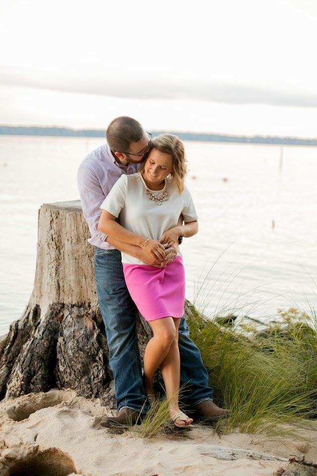 MicahCreel's tweet photo. Obsessed with our engagement pictures! 💕 https://t.co/0u56C6JZRj