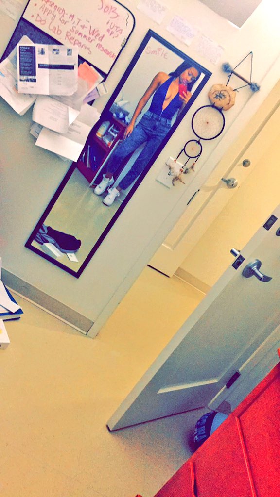 _iCBentley's tweet image. Just a few of my homecoming outfits from last week. 😍 #AUCHomecoming2K15