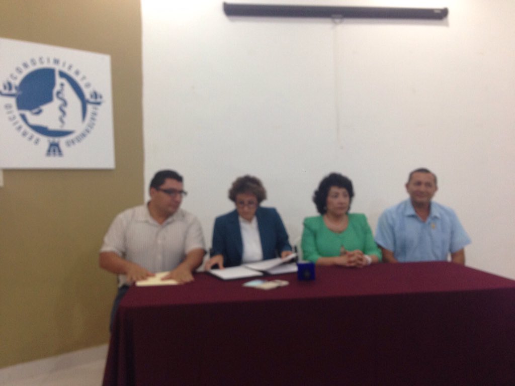 copsicamp1418's tweet photo. Inauguración del curso "Aplicación del protocolo de Estambul" celebrado en el Colegio de Médicos Campeche. @ElsoLuis https://t.co/ncMliH2Tlh