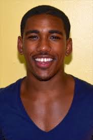 DefiantBMOC's tweet image. ❝I'm the BMOC.❞
- Werewolf 
- Clawdeen brother 
- Ships w Draculaura 
- RT and Follow