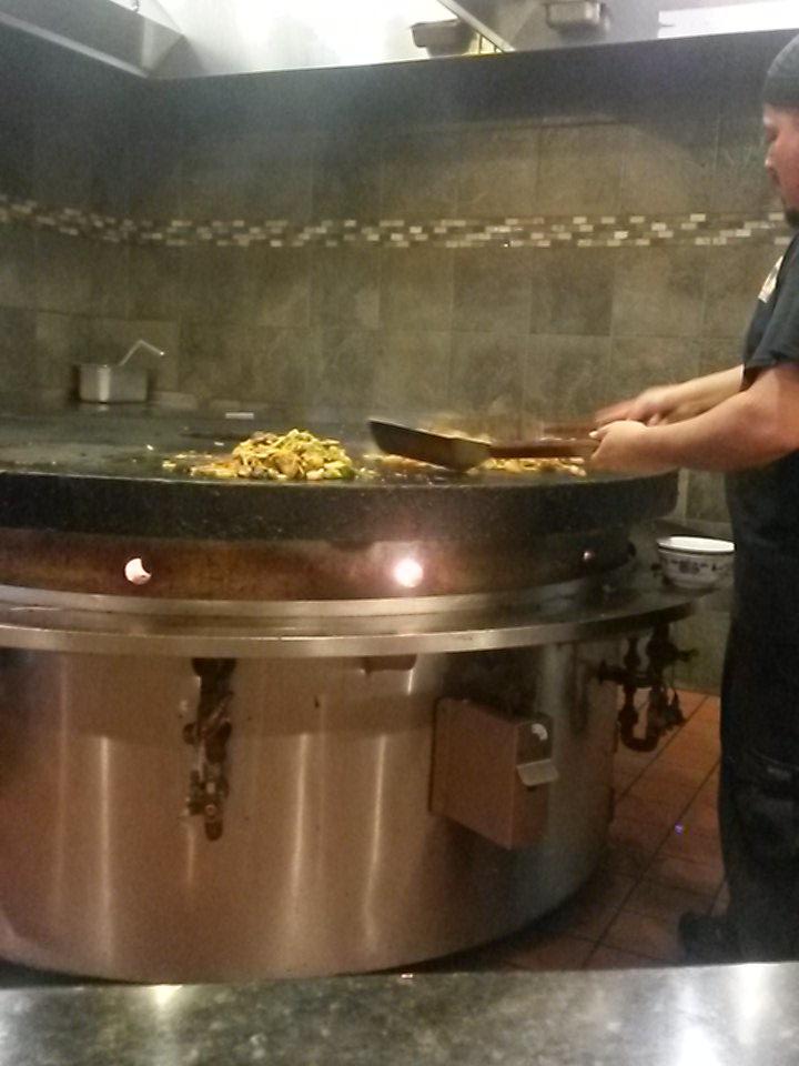 mrstuffrandom's tweet image. Yummy Mongolian grill = good night :)  #yummy #mongolian #grill #GoodNight
