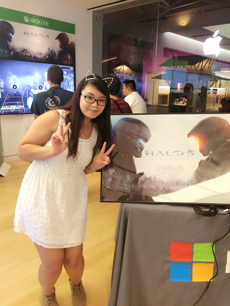 aznproblemscos's tweet photo. At La Cantera for the Halo 5 Midnight Launch event. :^)
#blastape @BlastApe https://t.co/35m4CVi2A5