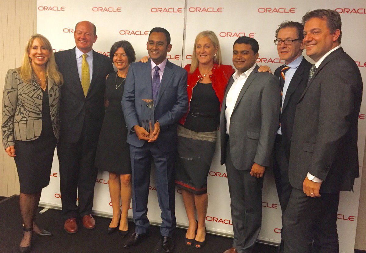 RoxanaRascoe's tweet photo. Global Excellence Award reception! @DeloitteOracle @oow15 #Excellence #Proud #DeloitteOracleOOW https://t.co/oZWuzxMJnJ