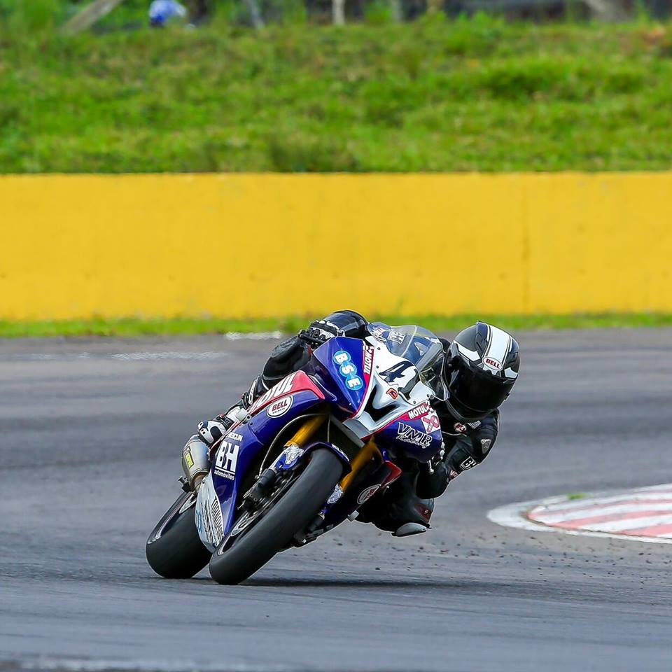 FamiliaPais's tweet photo. Maxi Gerardo: gran carrera en Brasil https://t.co/gM1FM4hPc7 @adolfodondo @moto1000gp @MaxiGerardo41 #GP600 https://t.co/qgofcd2IwG