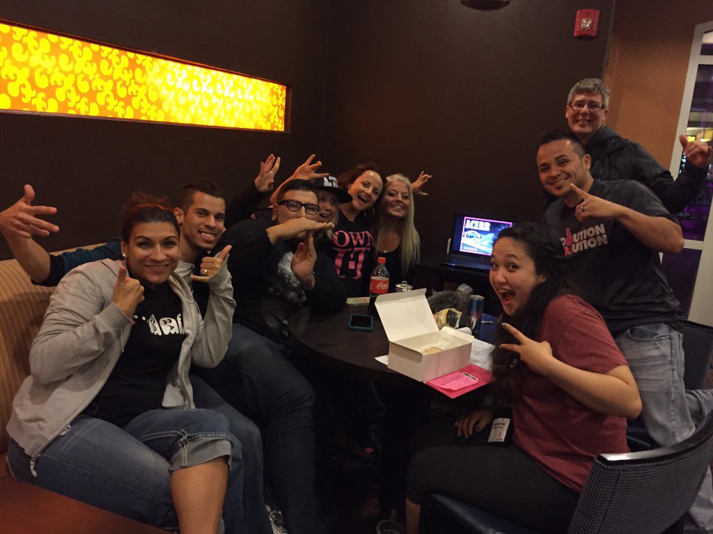 CallieField's tweet photo. @BrianBrueckman @SievertMike #WestSideBestSide #BeMagenta T-Voice Style @AppletonChad @kozniki @AngieJonesSPM 😎💥 https://t.co/ulb8BayaQg