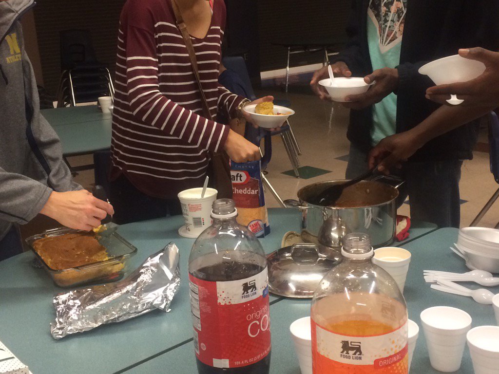 fcaNorthside's tweet photo. Monday's are great because FCA!!!!! #it'sLit https://t.co/bPl897RyeL