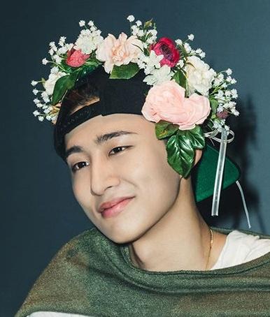 _satorare's tweet photo. #GoddessBin #QueenBin #FlowerBin ๐๐๐ธ๐ผ๐ป๐น๐บ https://t.co/TsLM1hPDzw