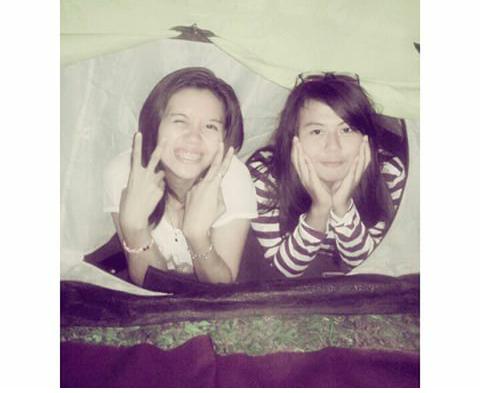 riezcha_sofiana's tweet photo. With kakak tersayang ( Zeldi) @BramestaD https://t.co/OQLFSqkjIV