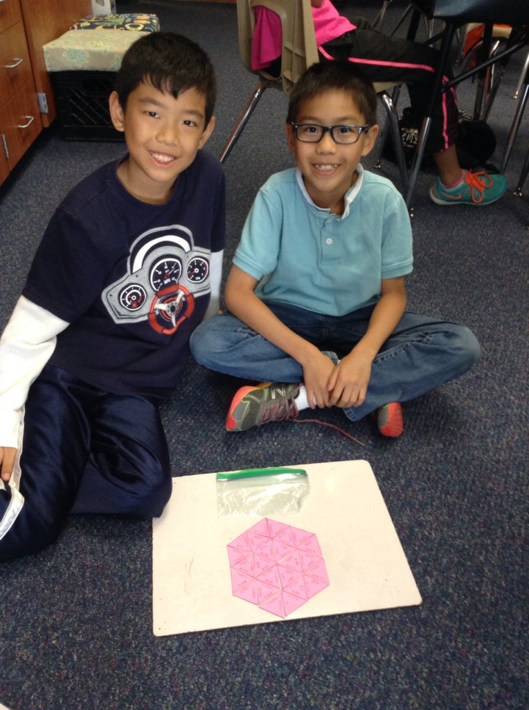 5thGradeKnights's tweet photo. Decimal multiplication and division puzzle masters in math! https://t.co/MGtdE7Ria4